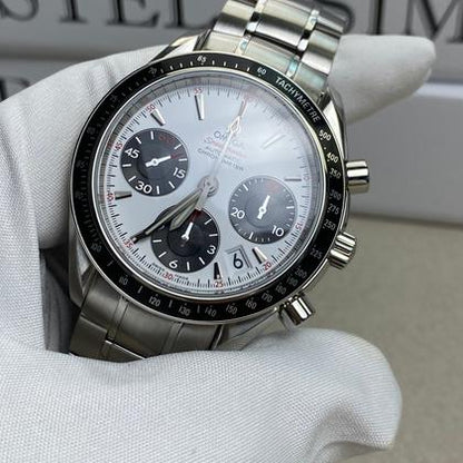 Omega Speedmaster Date 323.30.40.40.04.001 White Dial